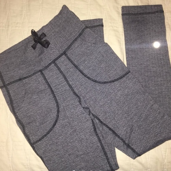 lululemon athletica Pants - Lululemon leggings